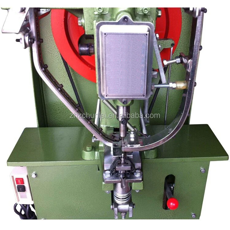 automatic eyelet punching machine