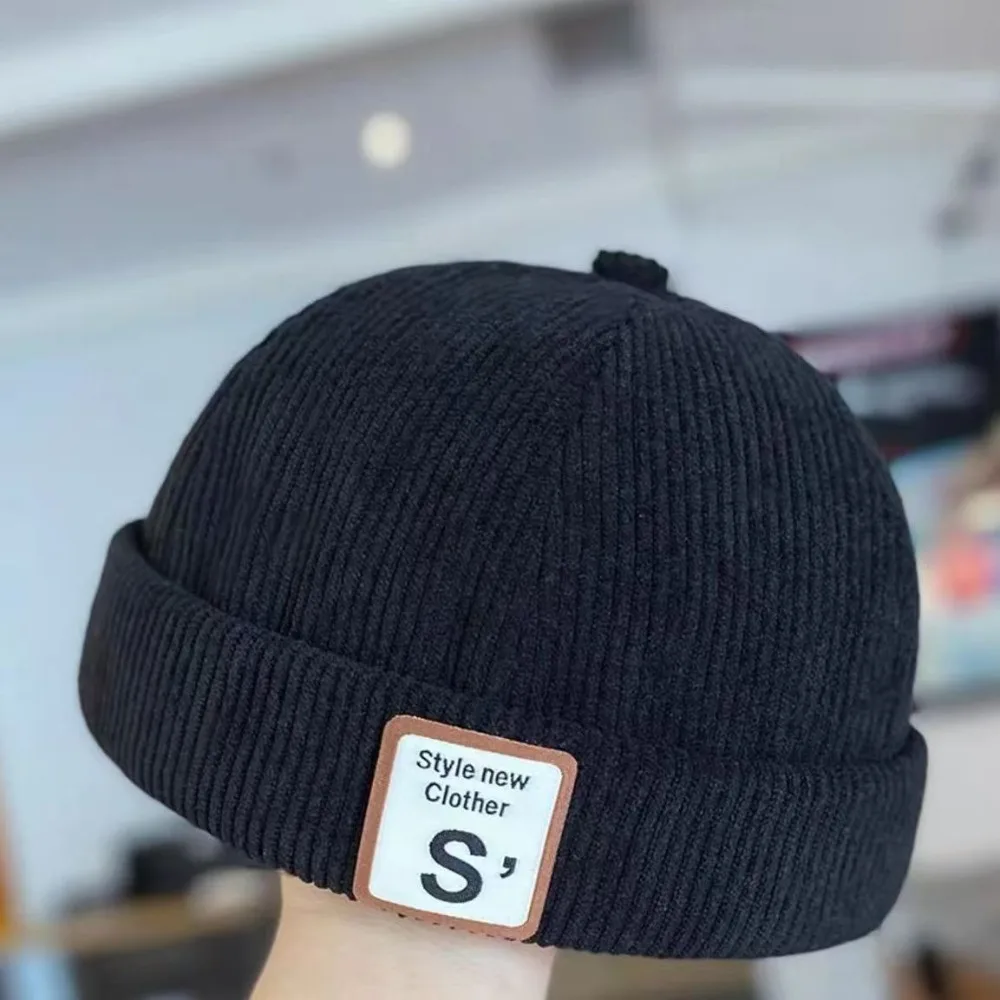 Cappello a cuffia Cappello da bambino in velluto a coste Cappello caldo regolabile in tinta unita Lettera ricamata Cappello Docker vintage invernale