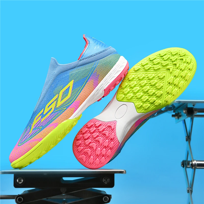 

New Autumn Foot Protection Professional Adult Football Shoes Flexible Rebound Sports Shoes Lightweight and Breathable Nail Shoes