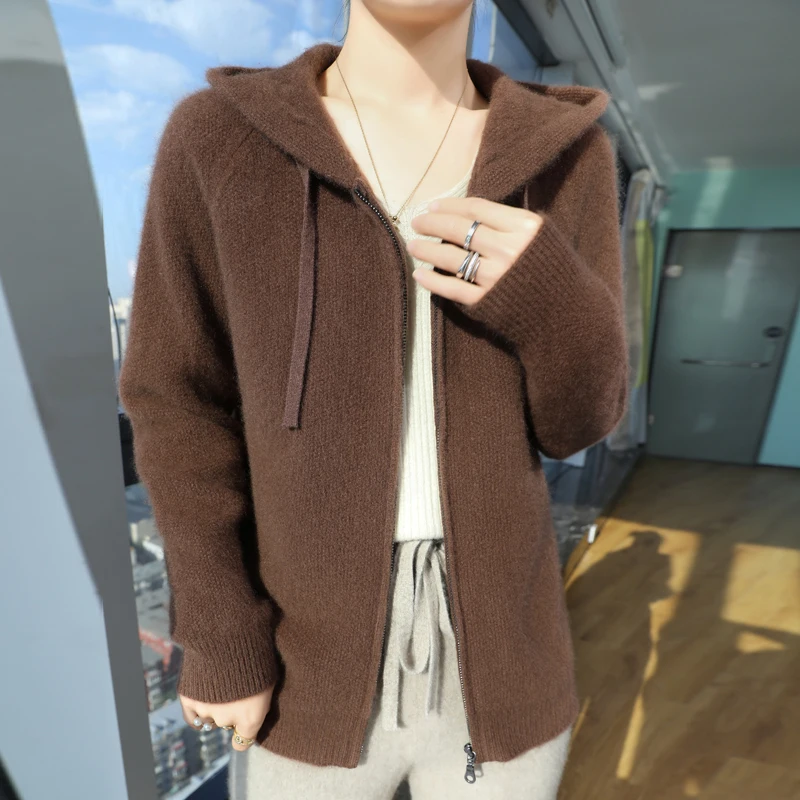 Autumn and winter new women\'s zipper cardigan 100% pure wool solid color hooded cashmere fashion loose sweater coat.