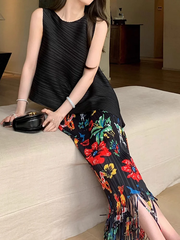 2026 New Vintage Floral Halter Skirt High Waist Slimming Long Sister Style Polyester Fiber mid Stretch Casual Wear