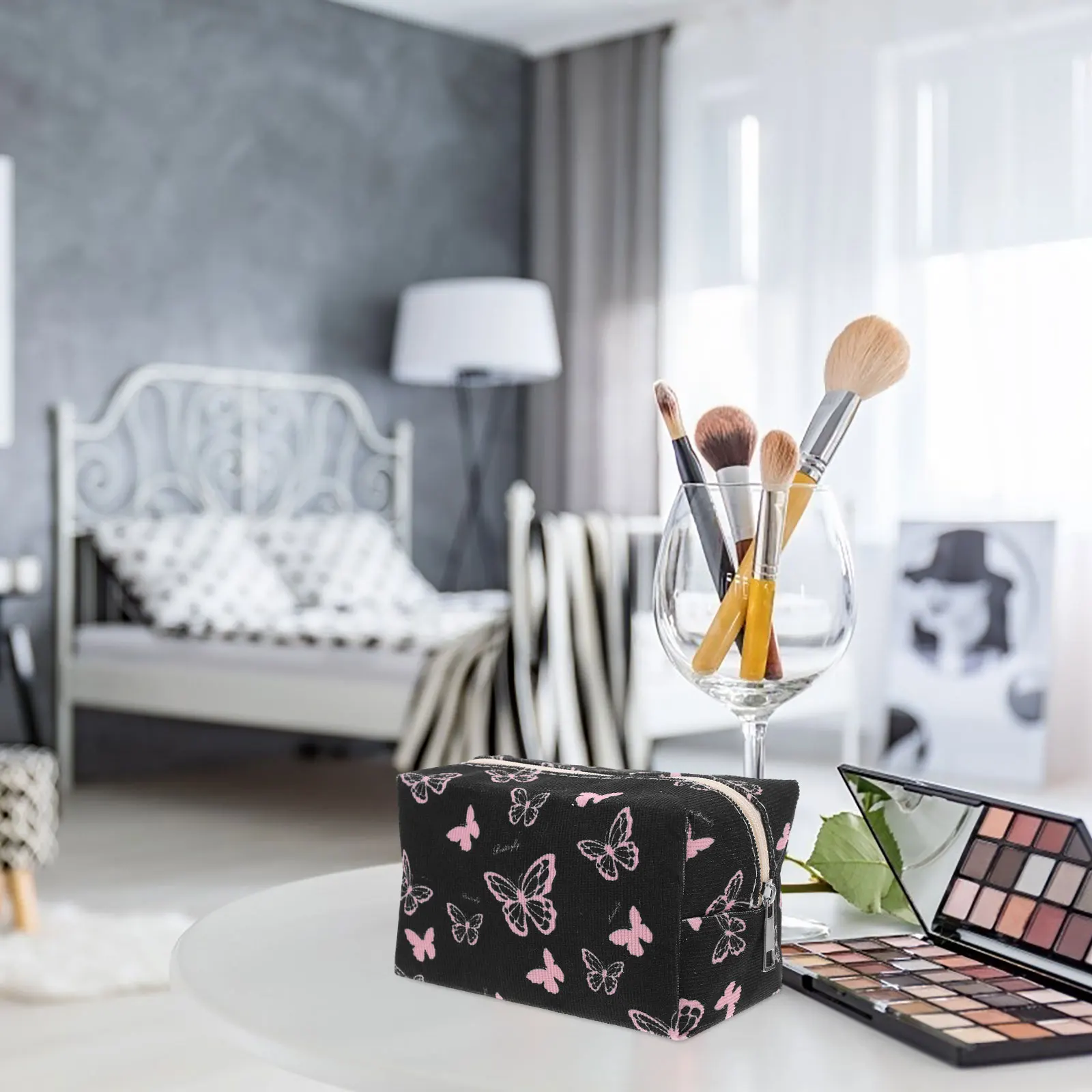

1PC Butterfly Pattern Velvet Makeup Bag Travel Storage ganizer Women Portable Zipper Closure Compact Case Large