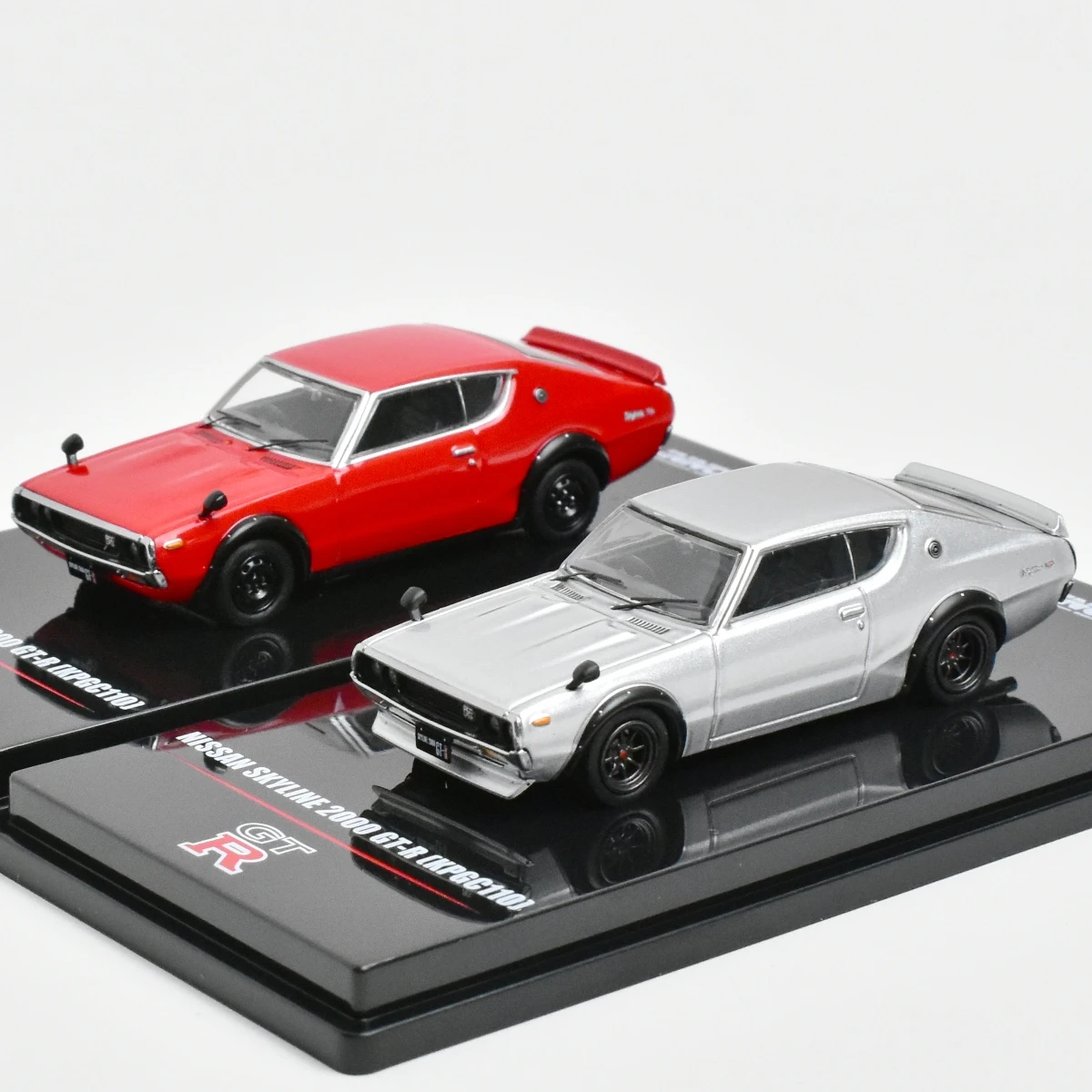 

INNO 1:64 KPGC110 SKYLINE 2000 GTR литая модель автомобиля