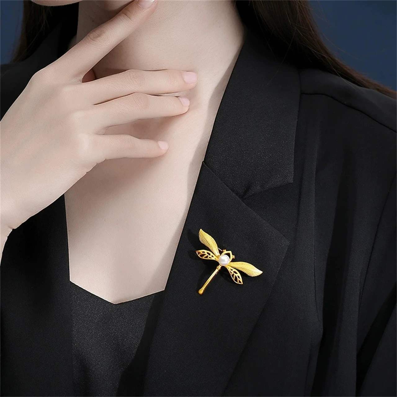 S925 Sterling Silver Ribbon Shell Beads Brooch Womens Luxury Full Diamond Suit Pins Gifts Fine Charm Exquisite Jewelry Wholesale