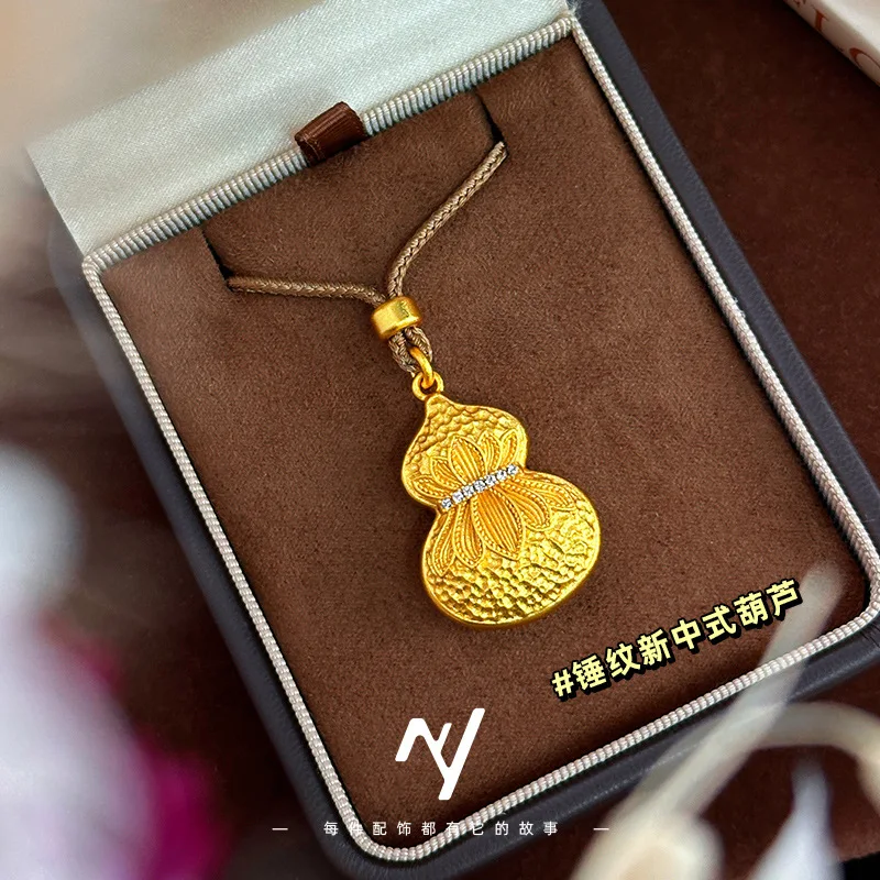 

9999 24K Real Gold New Chinese Style Dot Diamond Hammer Pattern Gourd Lotus Solid Pendant Long Sweater Chain Pendant