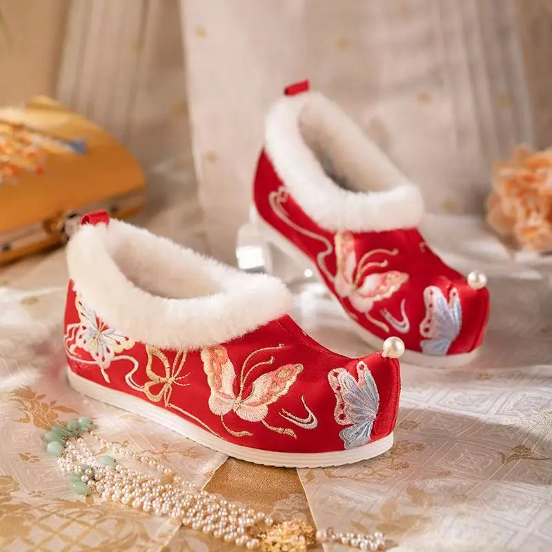 

Winter New Women Shallow Embroidered Cotton Shoes Soft Sole Ethnic Style Cocked Shoes Toe Increased Internal Plush Hanfu Shoes