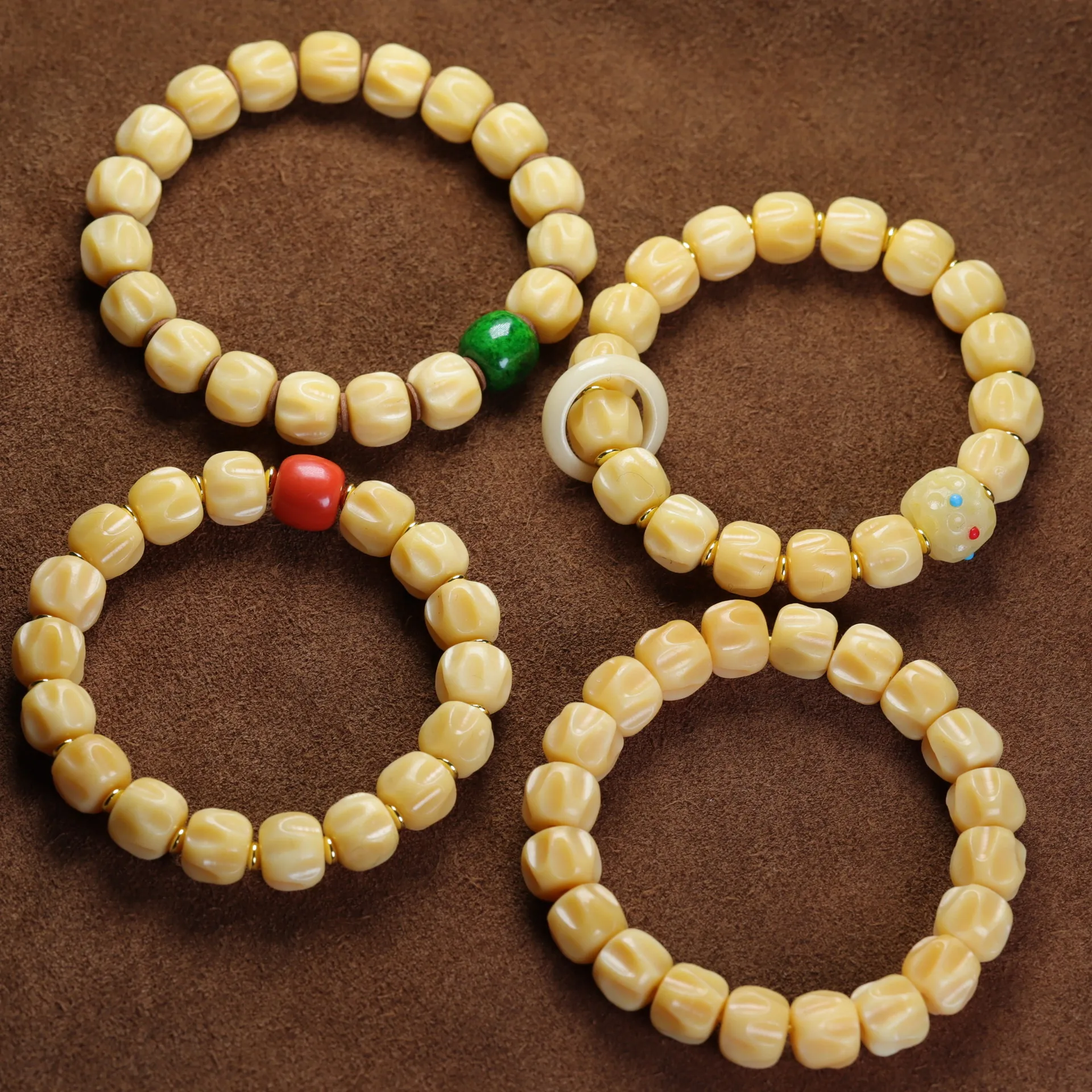 Natural Jade Ox Bone Carving Passion Seed Bracelet Wenchuan Bracelet with Imitation Gnarled Horn Sea Bamboo Accessories