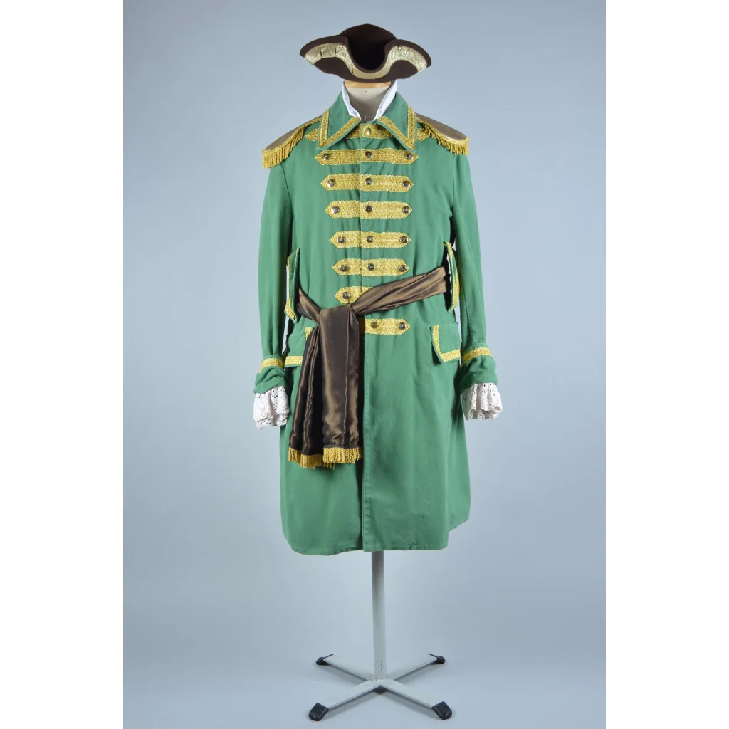 

Custom Made Medieval Renaissance Pirate Cosplay Costume Mens Captain Pirate Green Jacket Hallween Role Play Coat With Hat