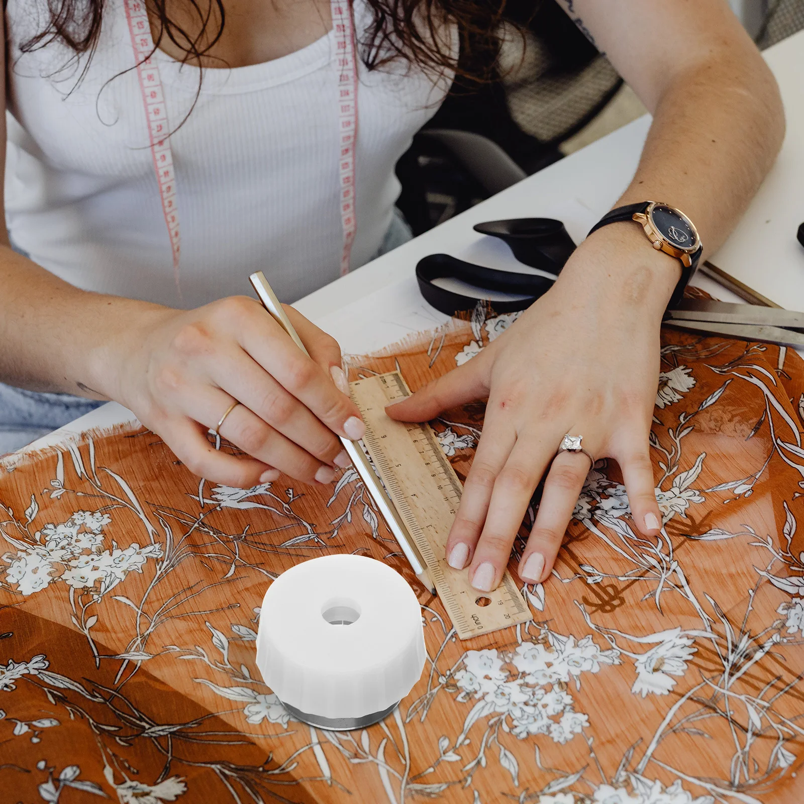 

Manual Hole Puncher For Curtains Fabric Belt Grommet Tool Eyelet Kit Diy Home Projects Handheld Drilling Tool