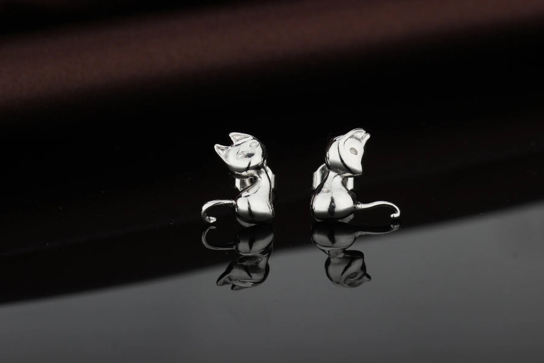 

Cat Earrings 925 Sterling Silver Kitty Cat Animal Stud Earrings for Women Fine Jewelry Girl Kid Gift Brincos HSE450