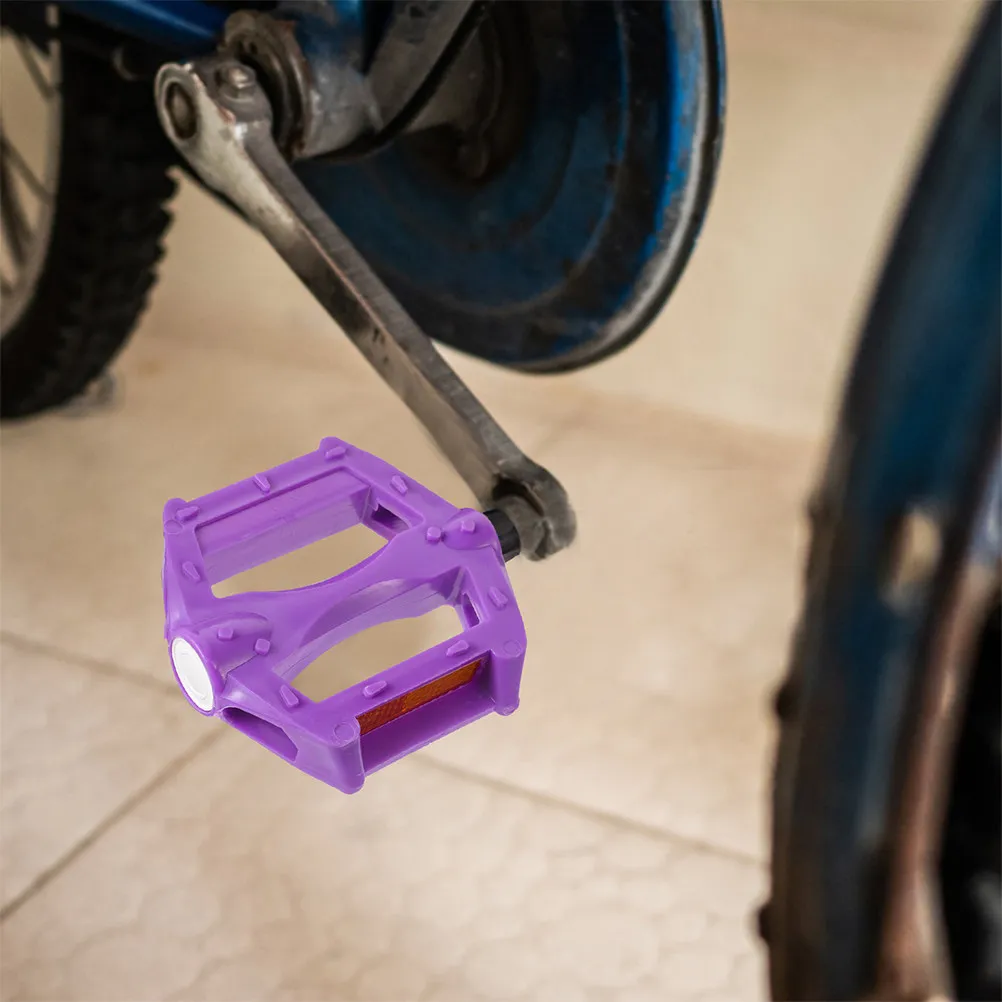 

2Pairs Purple Bike Pedals Plastic Mountain Bike Flat Pedals Anti-Skid Cycling Replacement Outdoor Accessories Bicycle Parts