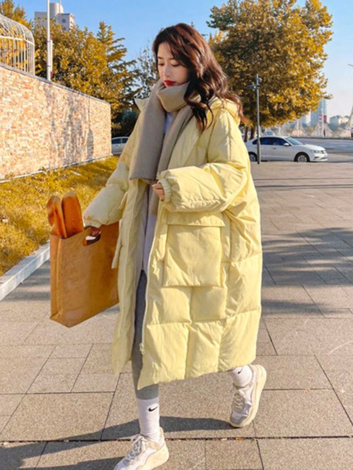 

Off-Season Women's Long Over-Knee down Jacket Winter Casual Bread Style Cotton Coat Fashionable New Arrival 2025