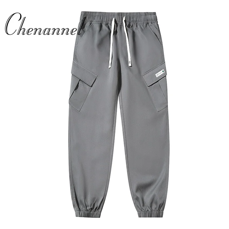 กางเกงจ็อกเกอร์ทรงหลวมหลายกระเป๋า สไตล์สตรีทสำหรับผู้ชาย กางเกงลำลองผูกเชือกเอว กางเกงคาร์โก้ สำหรับออกกำลังกายและกิจกรรมกลางแจ้ง