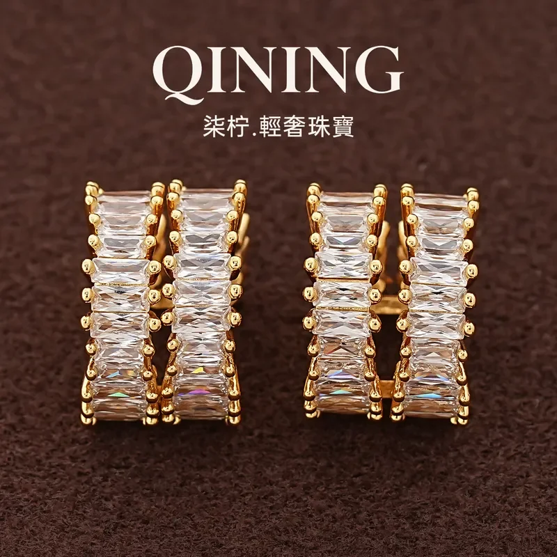 Roman star rank, full of zirconium geometric double-layer ear clips, women's pierless versatile earrings, light luxury niche