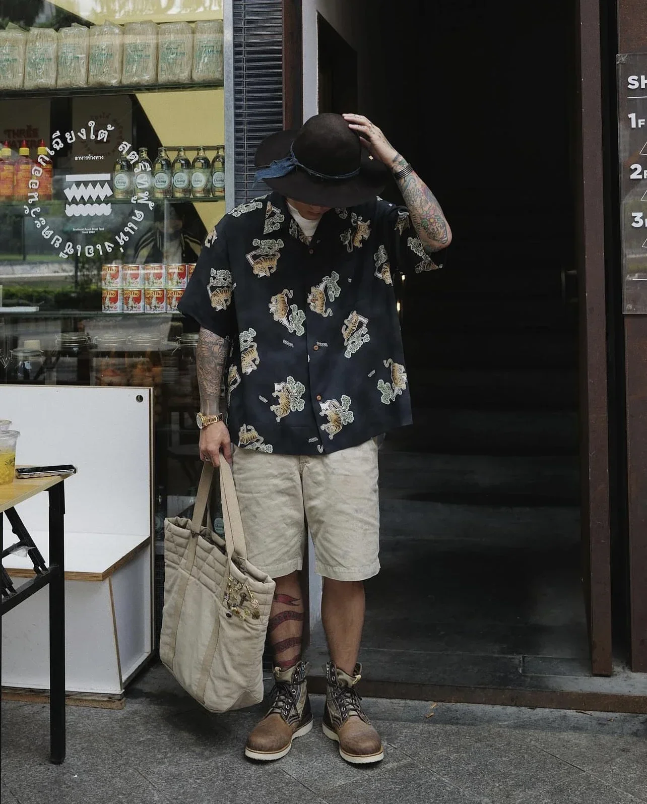 VISVIM 24SS kemeja lengan pendek pria, baju pantai Hawaii kasual trendi Jepang bermotif macan untuk pria musim panas