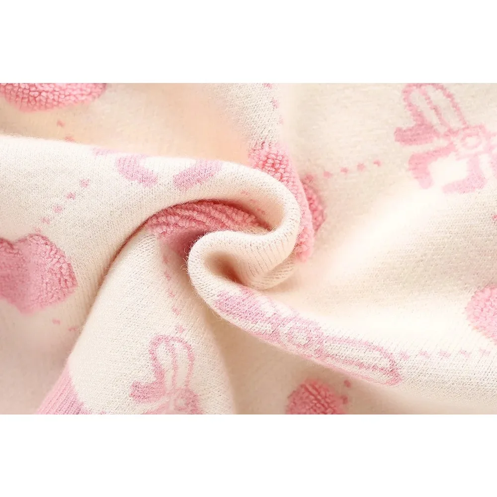 Zimowy zestaw ubrań dla dziewczynek w wieku 3-7 lat: różowy, słodki sweter z długim rękawem i spódniczka plisowana.