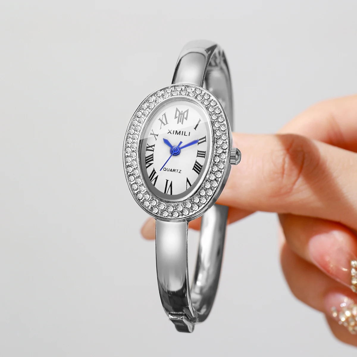 Elegant Oval Dial Women Watches Fashion Rhinestone Bracelet Bangle Strap Ladies Quartz Wristwatch Reloj Mujer Girls Clock Gift