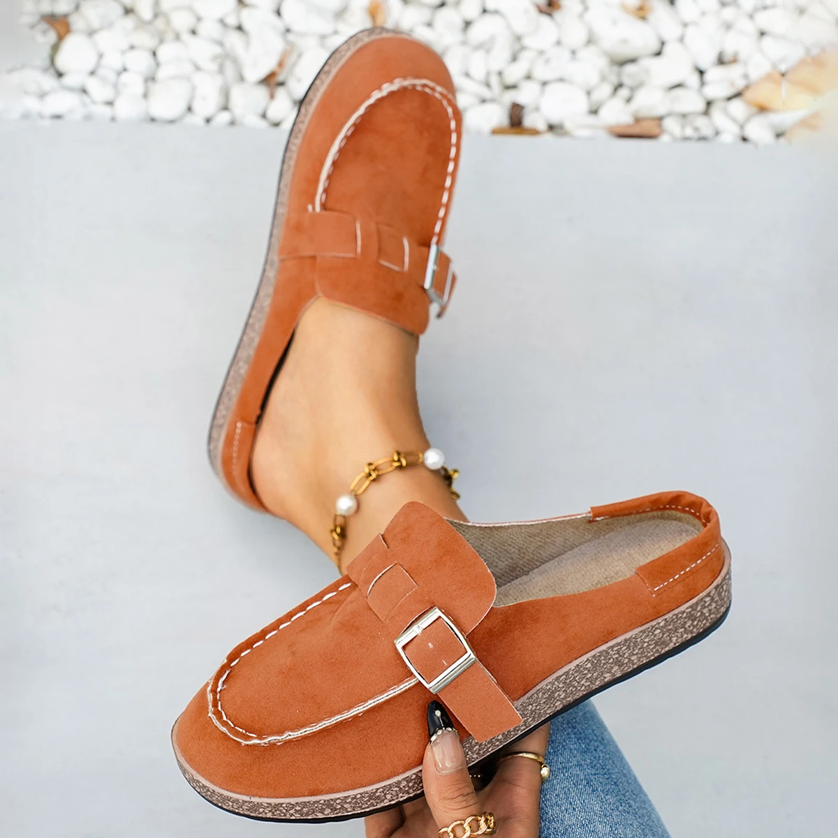 Women Mules Cork Clogs Sandals with Adjustable Buckle Cozy Arch Support Mules Retro Clogs Slippers Home Designer Shoes Women