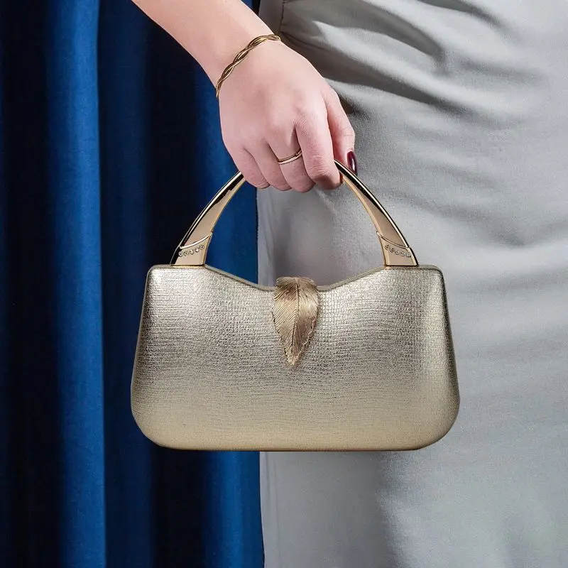 Bolso de Noche de Gran Capacidad con Estilo y Elegancia, Tipo Sobre, para Teléfono Móvil, para Vestido de Celebridad, Cheongsam, Rojo, para Madrinas y Novias