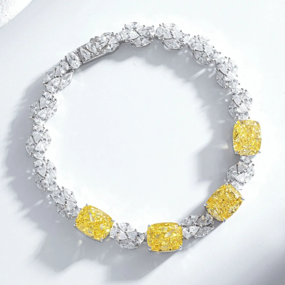 Oval-shaped stud earrings, PT950 platinum bracelet, elegant and luxurious ice flower-cut bracelet, ice flower zircon bracelet