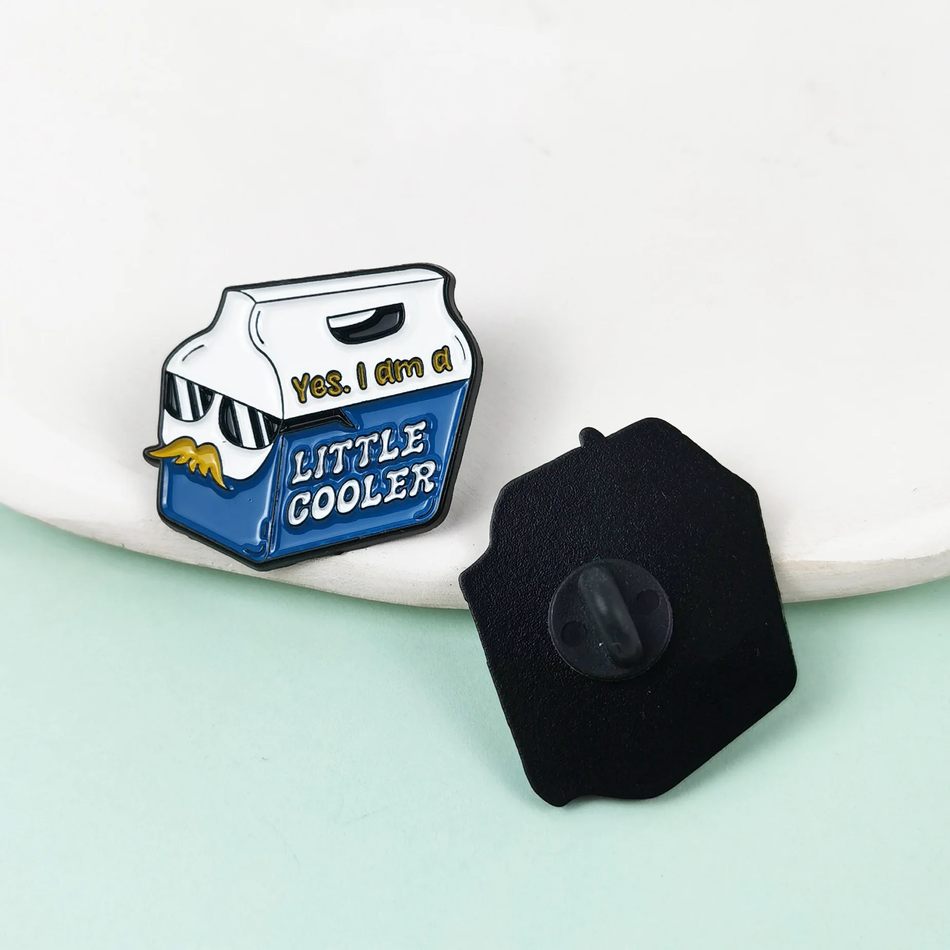 Cartoon sunglasses duck brooch creative personality milk box shape letter short sentence metal badge clothing bag accessories