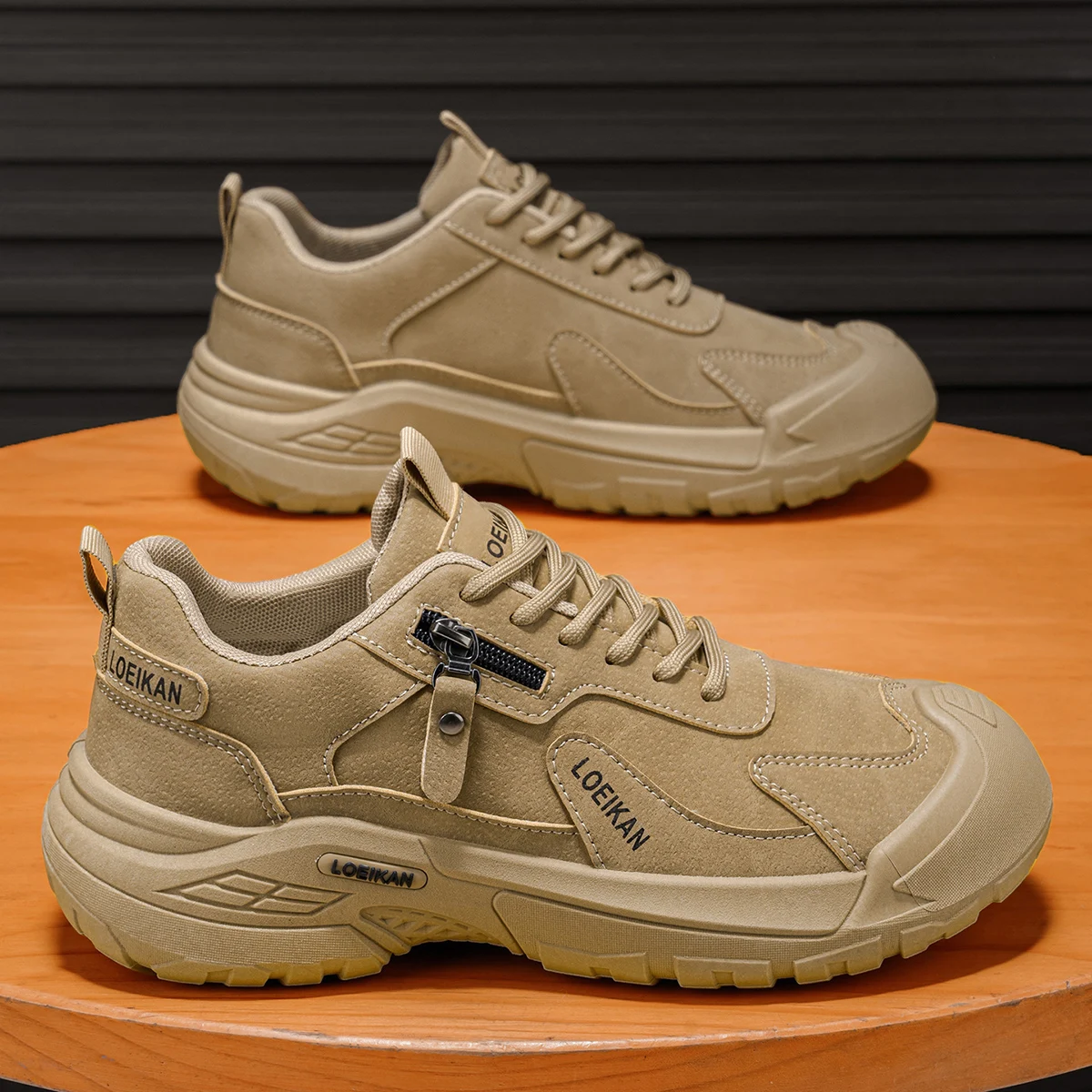 

Мужская повседневная спортивная одежда для активного отдыха, модная, стильная, удобная для улицы.