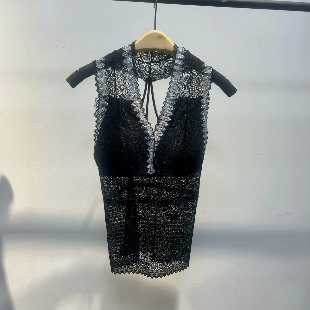 섹시하고 매혹적인 여성용 이너웨어, 아름다운 다이아몬드 장식, 뱅글리스 V넥 이너웨어, 가슴 패드 포함...