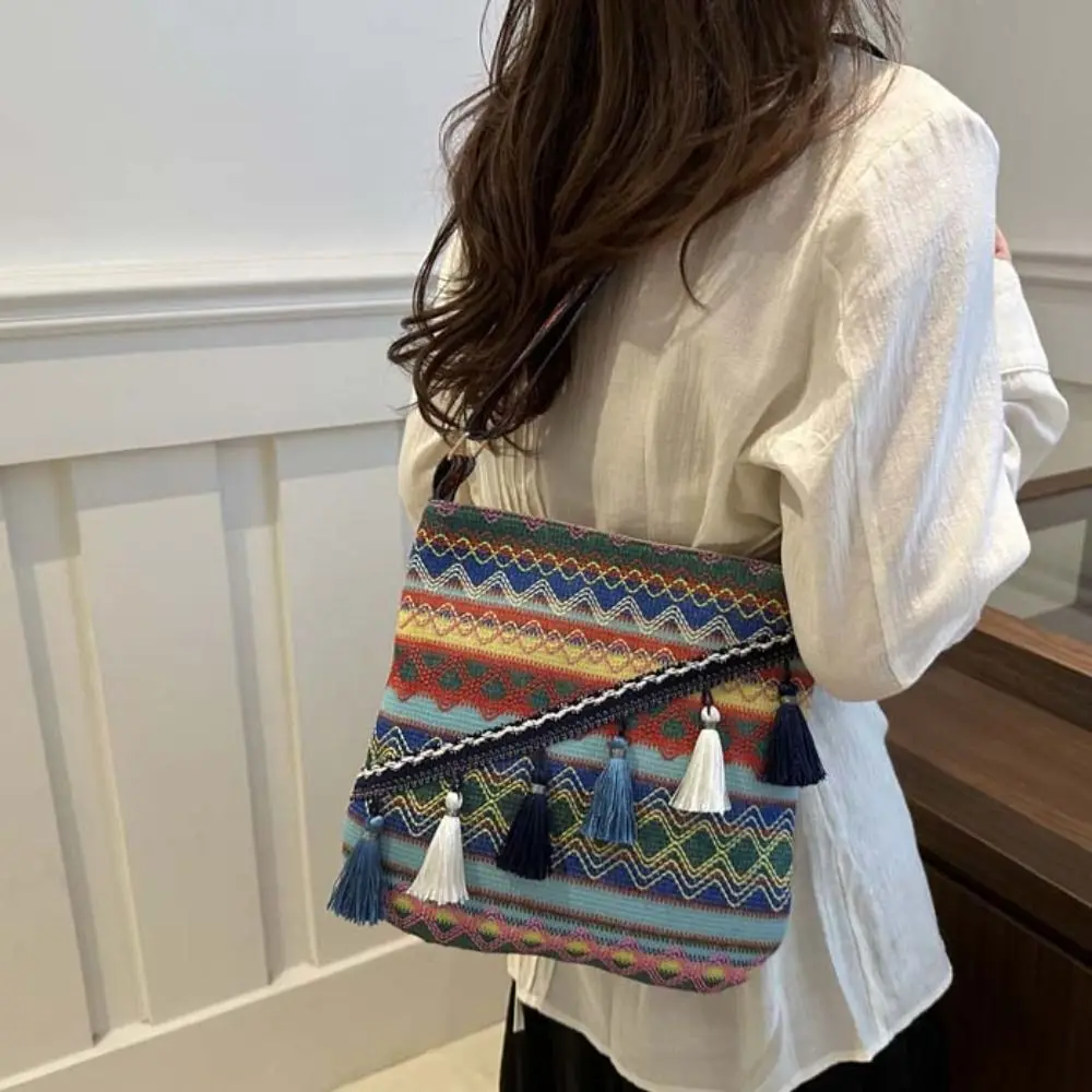 

Vintage Tassel Ethnic Style Crossbody Bags Woven Handbag Fringe Shoulder Bag Large Capacity Geometric Bohemian Phone Bag Women