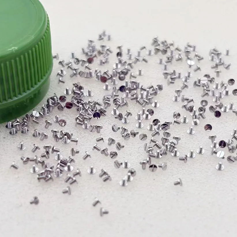 10 30 50 100pcs  Watch movement accessories 8200 8215movement upper clamp plate screw pendulum splint screw