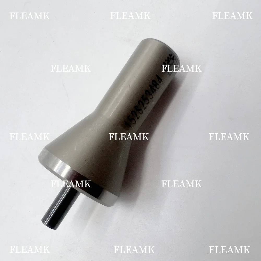 High Quality 152S253484 Fuel Injector