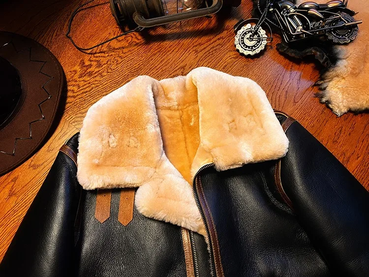 2024 New Winter Man B3 Original Fur Integrated Flight Suit Men\'s Lamb Leather Motorcycle Short Jacket Fur Coats Thick Clothing