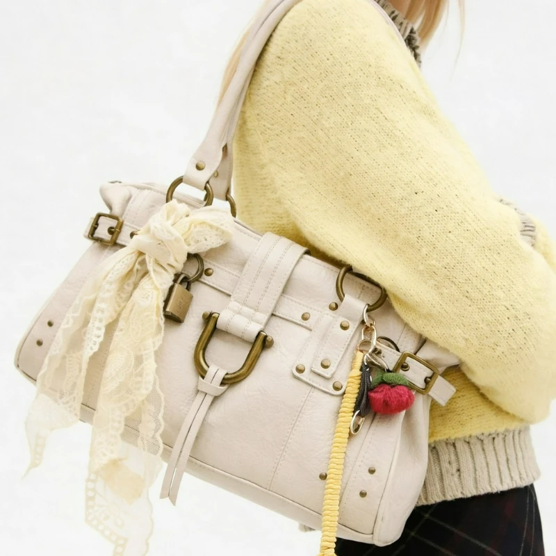 

Retro-style Rivet Motorcycle Bag, Fashionable Lock Strap Crossbody Bag for Ladies, Large-capacity Versatile Commuter Handbag