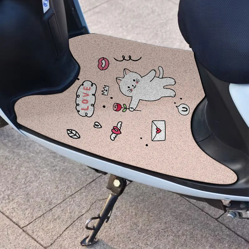 

Универсальный коврик для педалей электромобиля, водонепроницаемый, свободная резка, противоскользящий, грязеотталкивающий, простой в использовании аксессуар для мотоциклетного оборудования