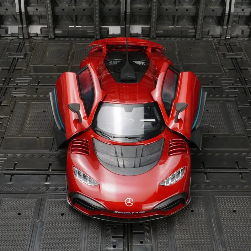 Il bagagliaio e il cofano dell'auto modello di auto sportiva in lega di grandi dimensioni 1:18 può essere aperto ha funzioni di suono e illuminazione, dettagli ricchi