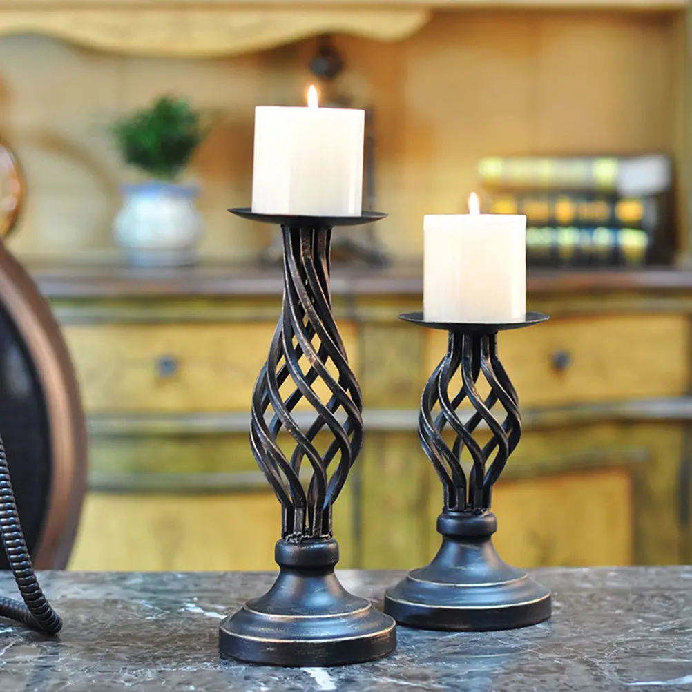 Retro Hollow Out Metal Stand Small Size Candlestick Decorative for Home Office Restaurant Aromatherapy Metal Stand