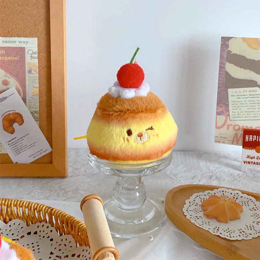 พวงกุญแจตุ๊กตาขนนุ่มรูปเค้กการ์ตูน พวงกุญแจตุ๊กตาพุดดิ้งนุ่มนิ่ม ของตกแต่งกระเป๋าเป้สะพายหลัง ของขวัญสำหรับเด็ก