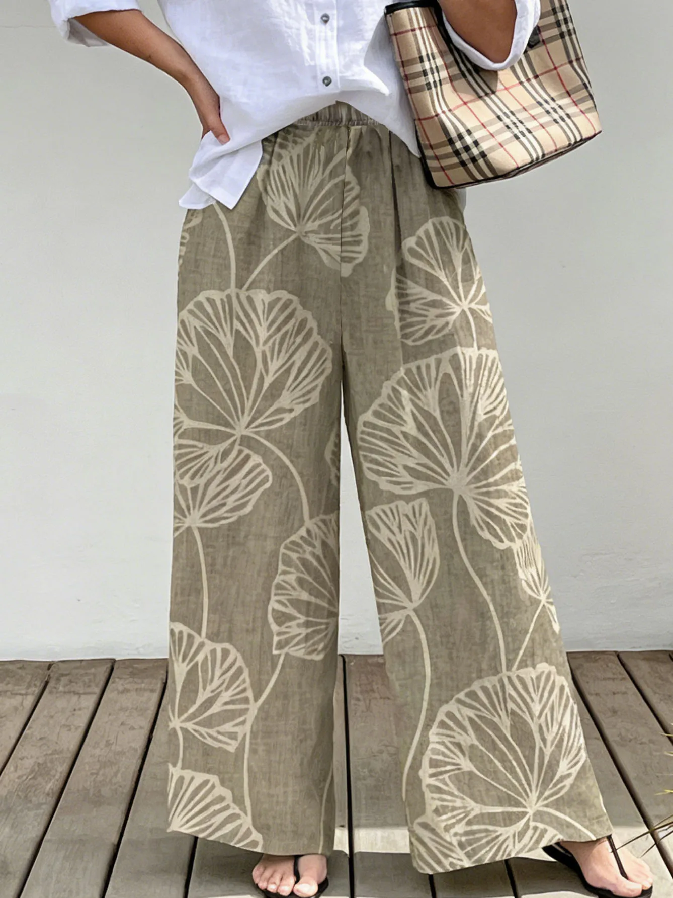 

Women's Khaki Ginkgo Leaf Print Wide Leg Pants, Elastic Waist Casual Loose Trousers