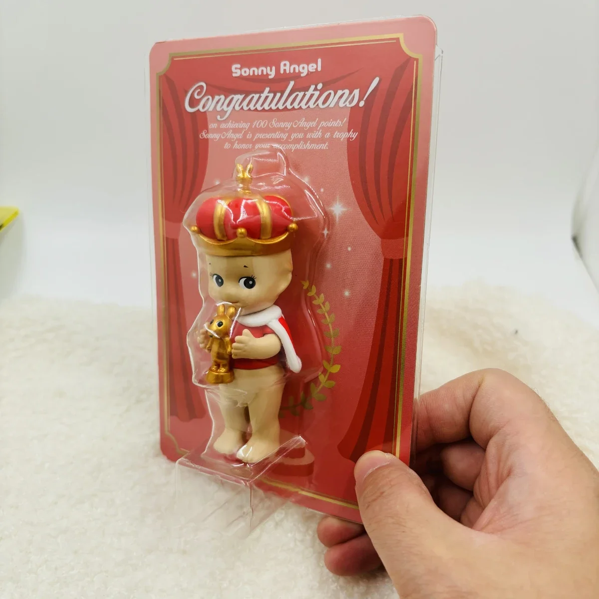 Authentieke Sonny Angel blauw/rode kroonlift minifiguren koning model decoratie poppen speelgoed kinderen kinderen kerstcadeaus