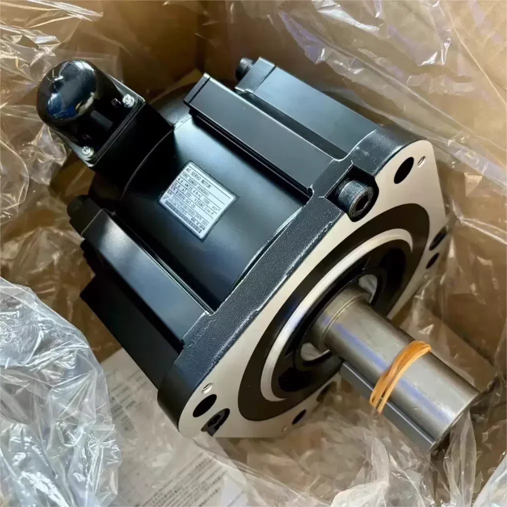 

Совершенно новый серводвигатель SGMGV-09DDA2D, оригинальный, быстрая доставка