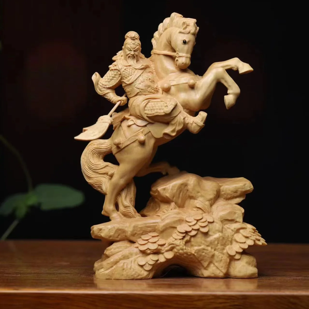 Kuama Guan Gong boxwood carving Guan Erye ornament solid wood cultural play wood handicrafts home God of Wealth statue