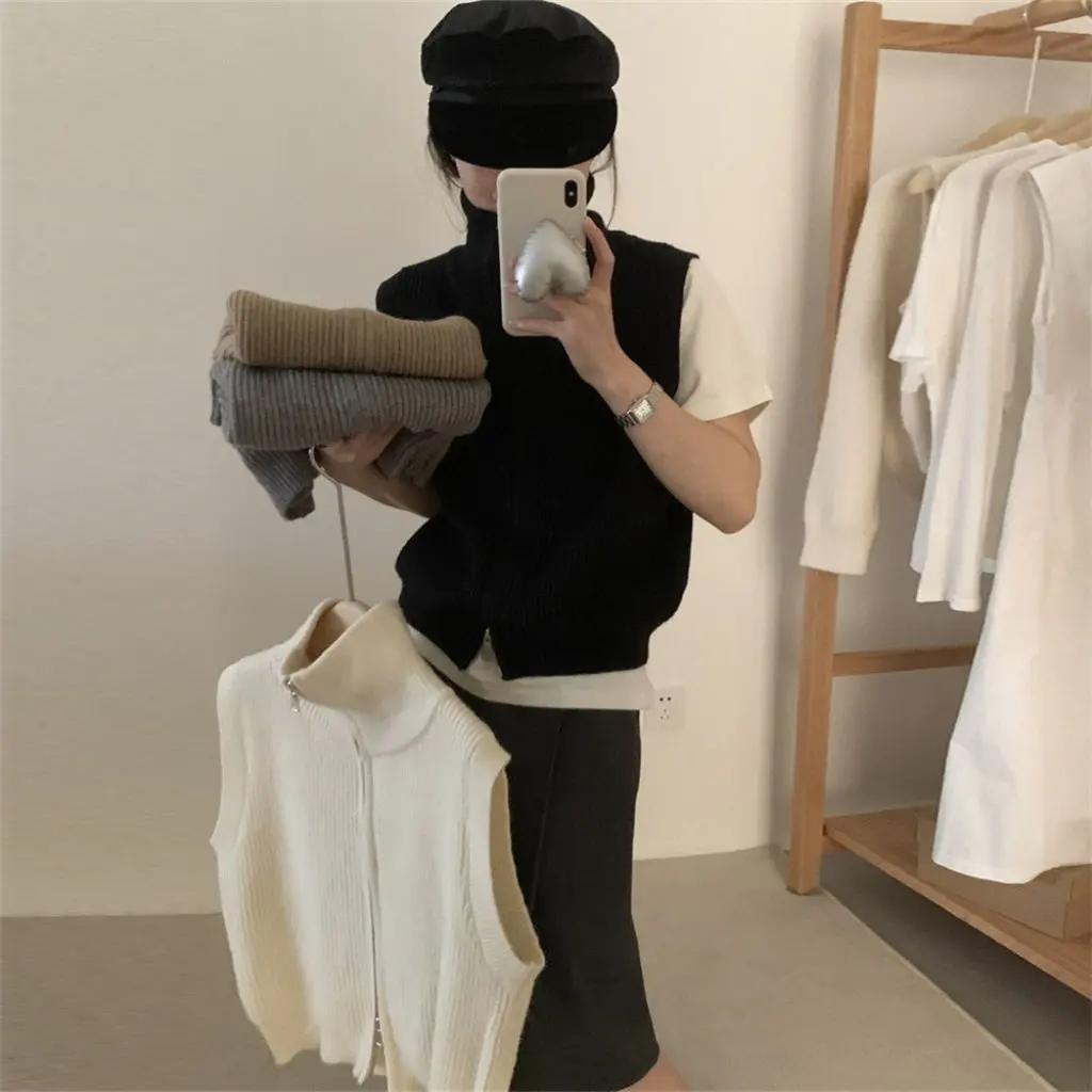 

Elegant Slim-fit Knitted Vest Double Zipper Collar Comfortable All-match Base Shirt Top for Autumn And Winter