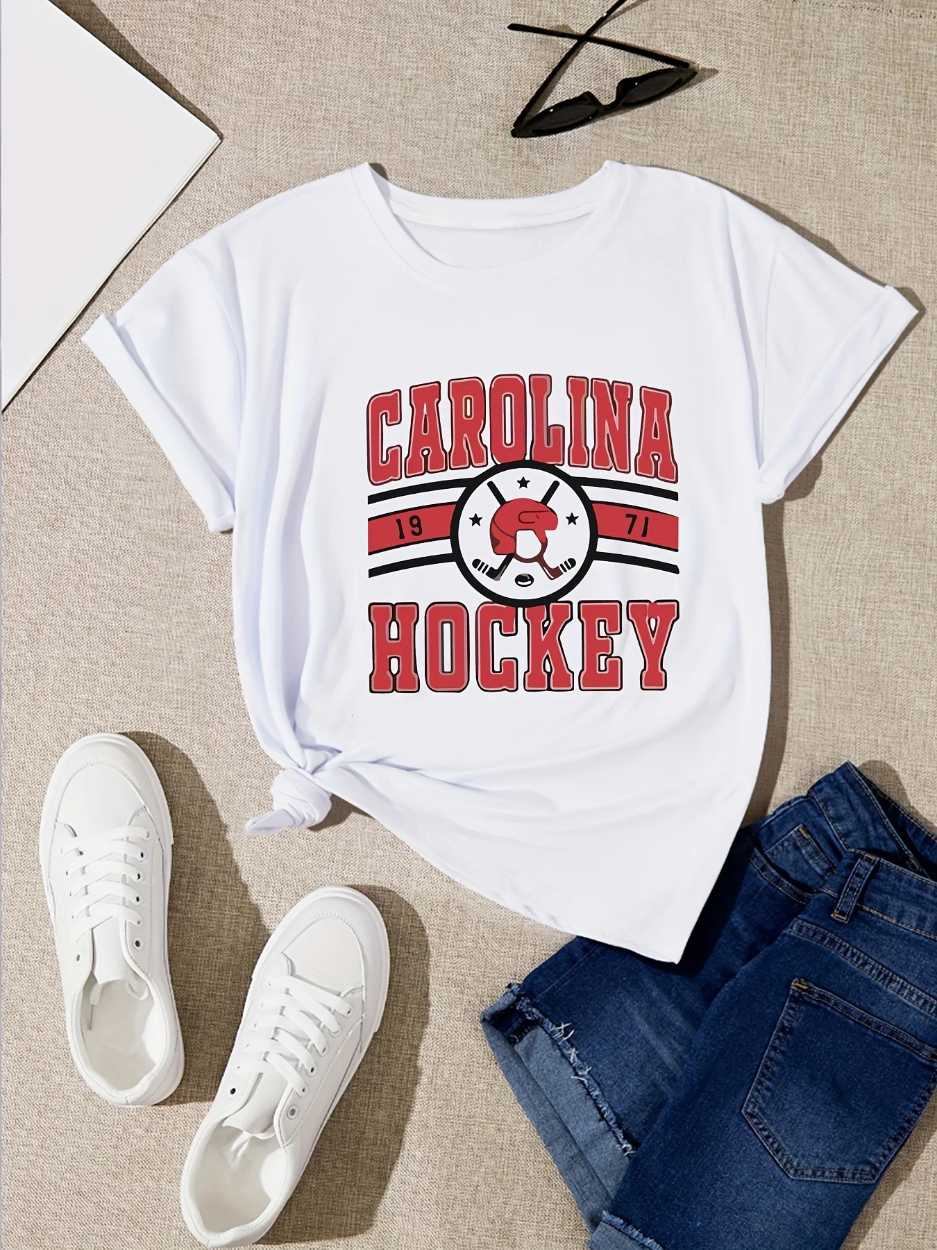 Hockey Print Sports T-shirt, Round Neck Casual Workout Short Sleeves Tops, Women's Activewear