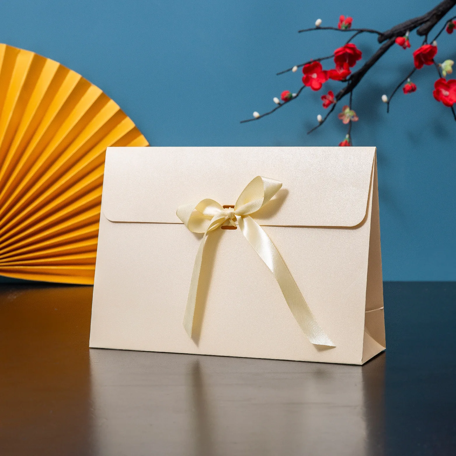 100Pcs 24*18*0.7cm Kraft Paper Postcard Packaging Box With Ribbon Envelope Box Silk Packaging Bag Box Scarf Gift Packaging view 4