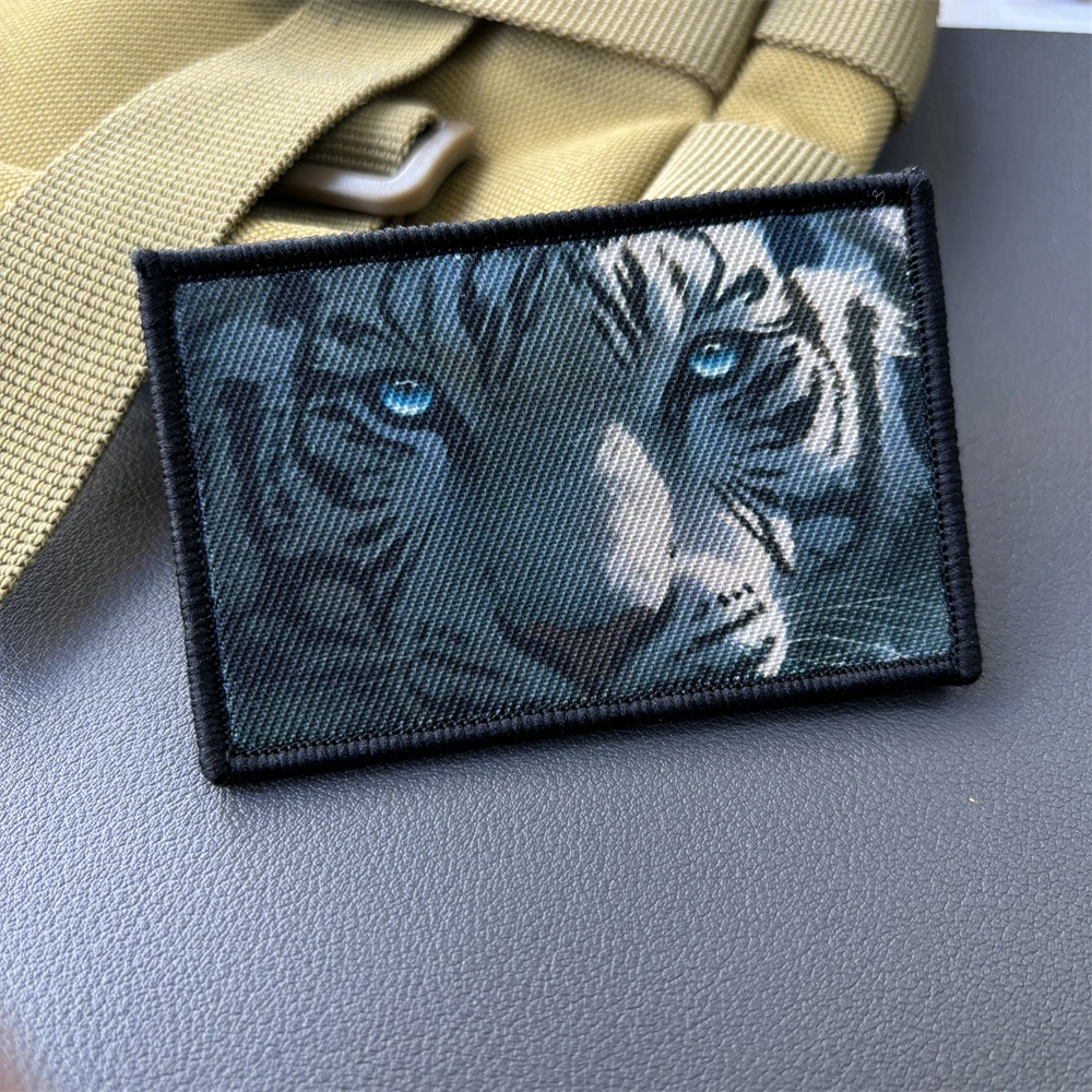 Tiger Eye Printing Tactical Morale Badge Patch Animal Emblem Military Tiger Army Armband Hook&loop Backpack Accessories Stickers