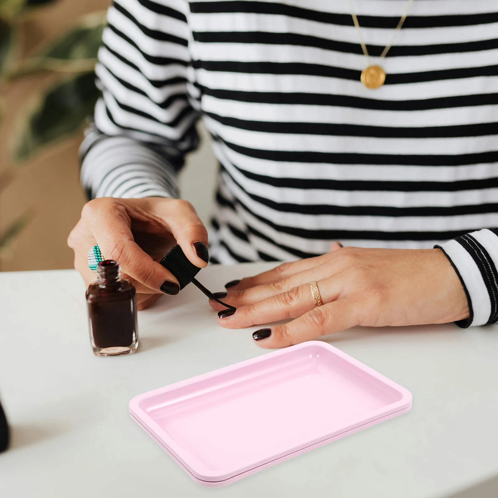 

2 шт. поднос из нержавеющей стали для дизайна ногтей, инструменты для хранения ювелирных изделий, органайзер для макияжа, металлический поднос для туалетного столика, салон, домашний декор, прочный, элегантный