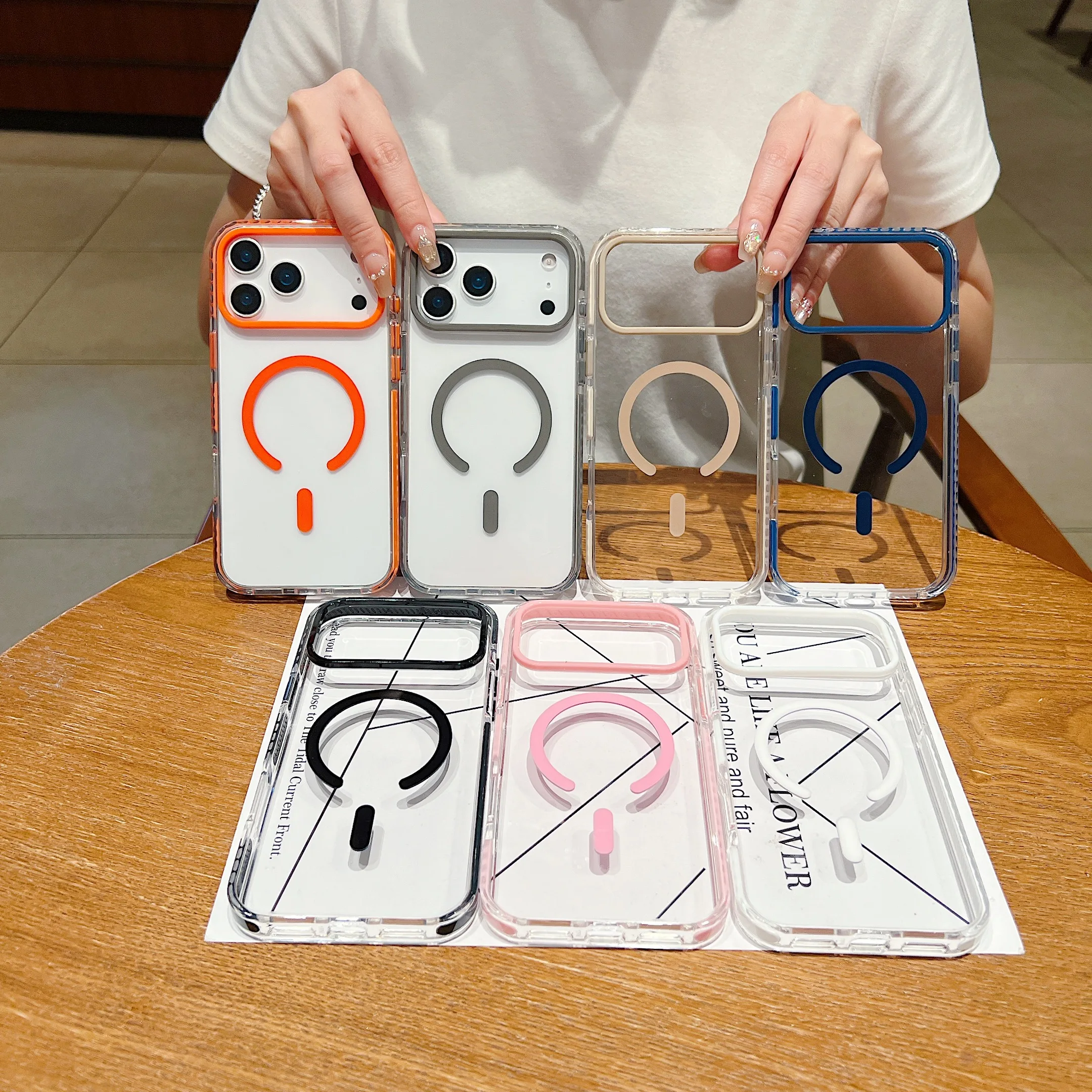 حافظة MagSafe شفافة وبسيطة بلون سادة لهاتف iPhone 17 Pro Max غطاء حماية للشحن اللاسلكي مقاوم للصدمات #1