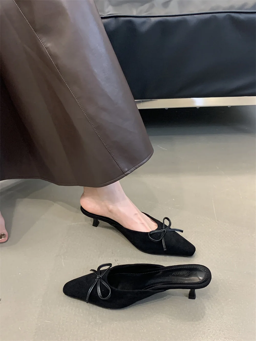 Fashion Women Slippers Pointed Toe Black Brown Khaki Thin Mid Heels Bow Design Shallow Slip On Party Outside Mules Shoes 35-39