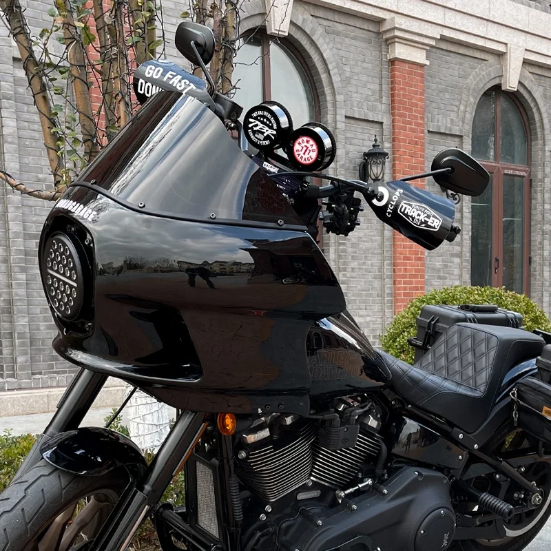 Motorcycle Hand Guard Fit HD Touring Softail XL Sportster Dyna Windshield Hand Guard Made Tempered Glass Windproof Handguards