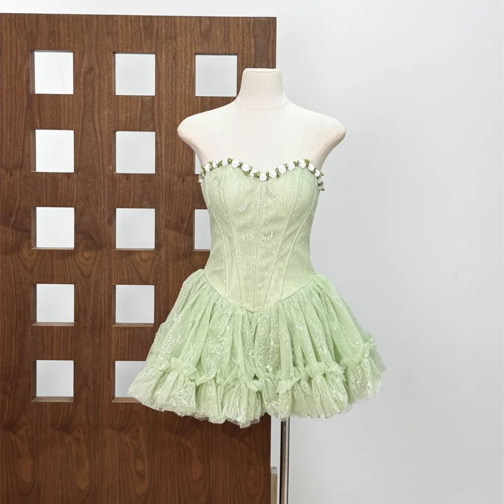 ชุดเดรสสตรีแบบไม่มีสายรัด ฤดูร้อน 2026 แต่งลูกไม้ คอร์เซ็ท ชุดเดรสเซ็กซี่สำหรับผู้หญิง แฟชั่นใหม่สไตล์ Y2K ชุดมินิเดรสสำหรับงานปาร์ตี้