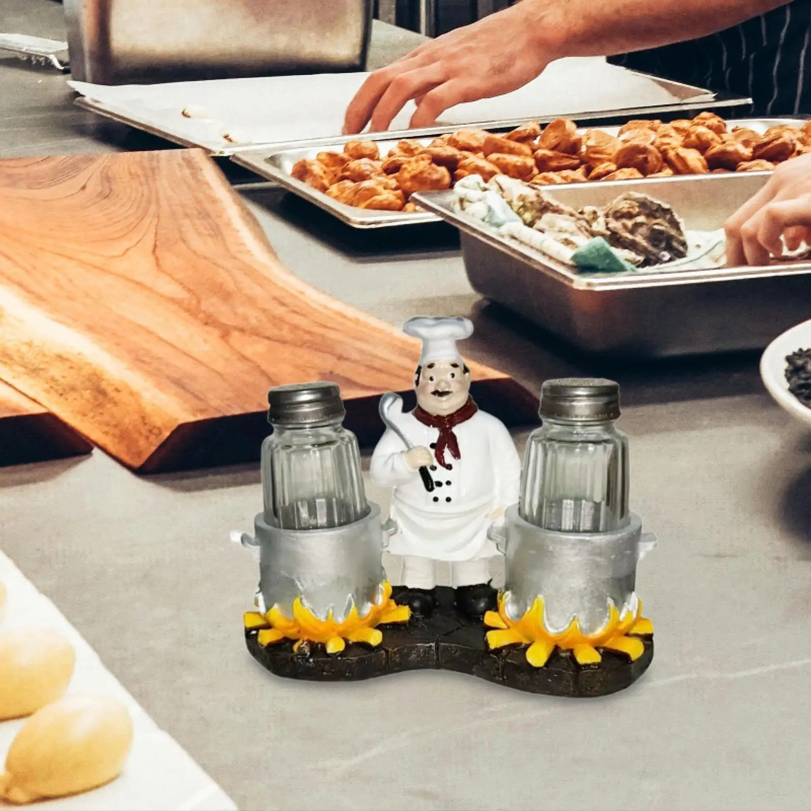 and Pepper Shakers Set Holder Resin Refillable Decorative Chef Figurine and Pepper Pots for Kitchen Bakery Hobbyist
